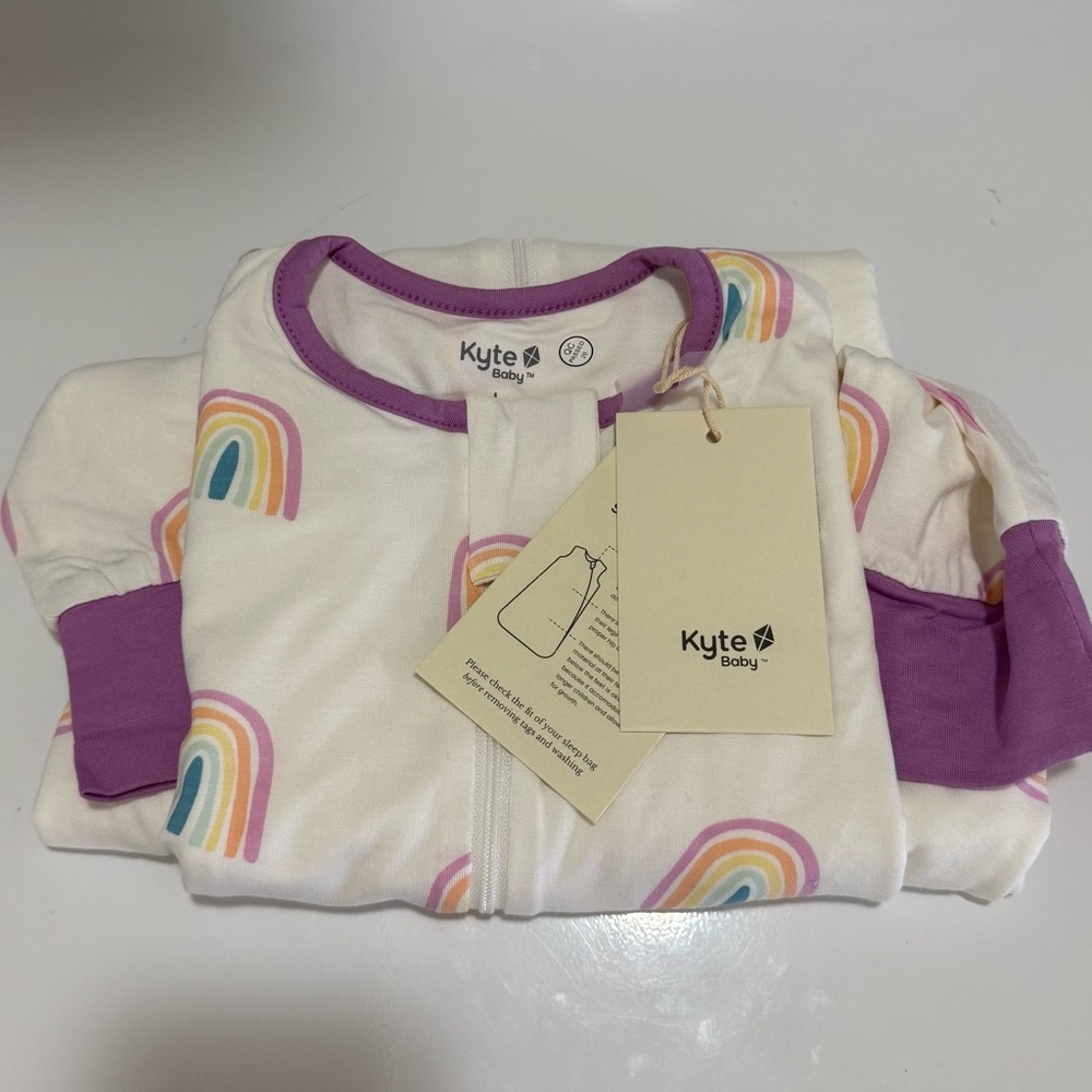 Kyte BABY Cream Sleep Sack with Purple Trim and Rainbow Print -New with Tags